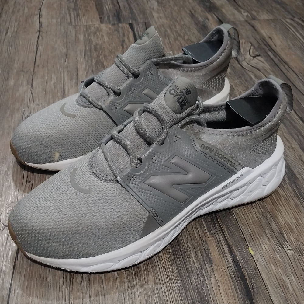 New Balance Frrsh Foam X Cruz Running Shoes Womens 8.5 Shadow Grey Athletic Shoe